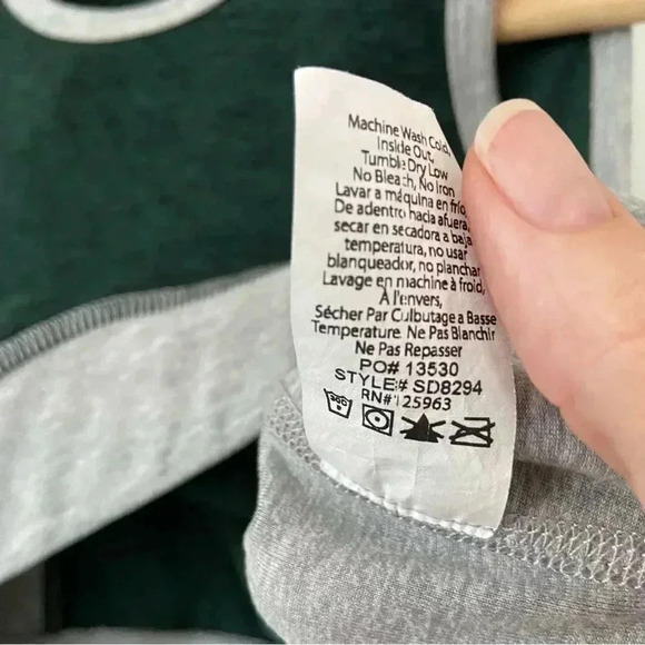 Beyond Yoga Space Dye On Block Bra size Small - Picture 6 of 6